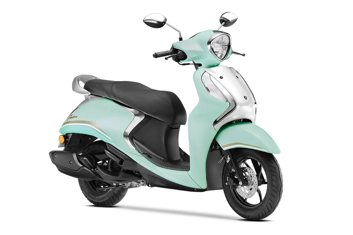Yamaha Fascino 125 Fi metallic light green Oxena Motors showroom in Coimbatore