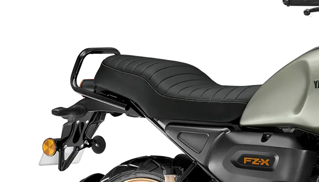 Yamaha FZ-X Hybrid two level seat with tuck and roll at Oxena yamaha in Coimbatore